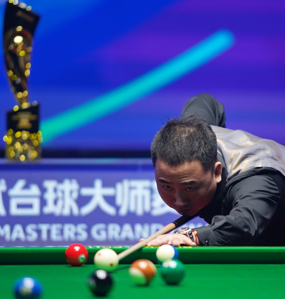 足球不仅仅 足球不仅仅