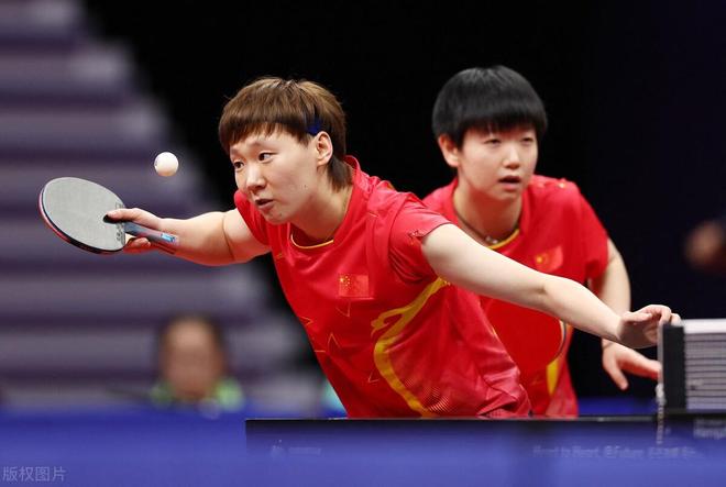 也是中国足 也是中国足